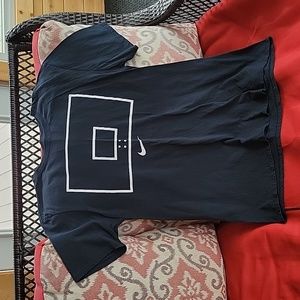 Men's Nike Athletic Cut T-Shirt, Sz M, Black